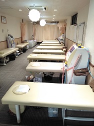 大手町院の内観